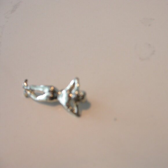 Pin - Picture 3 of 4